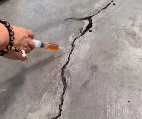 桥西混凝土裂缝修补技术详解​